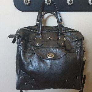 Leather Coach bag, barely used, in great condition